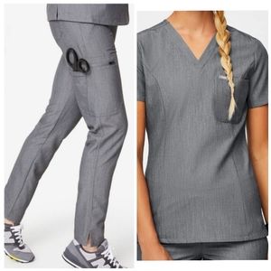 FIGS SCRUBS Set